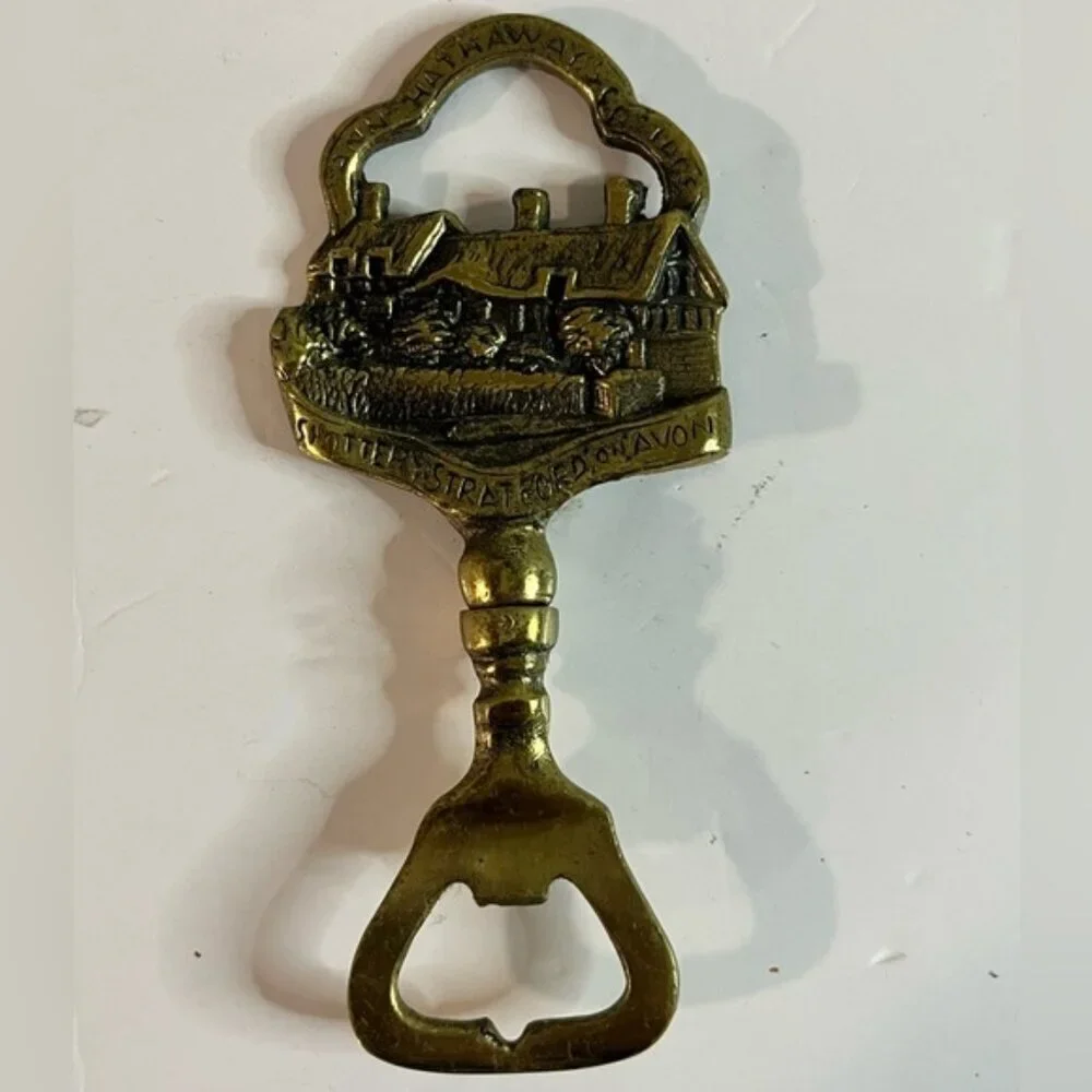Vintage Anne Hathaway’s Cottage Bottle Opener – Stratford-upon-Avon Souvenir